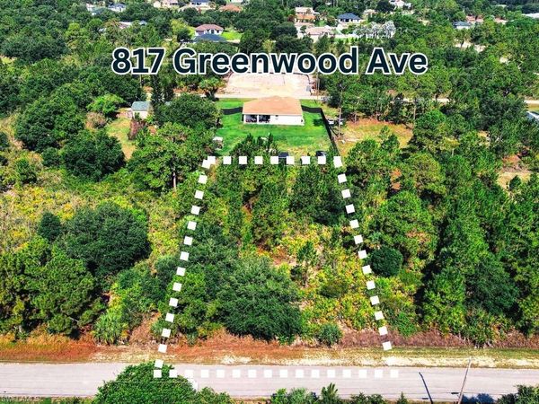 817 Greenwood AVE , LEHIGH ACRES, FL 33972