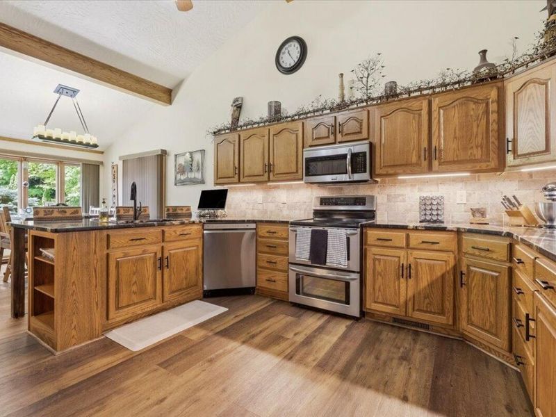 23479 Thompson Road, Howard, OH 43028 Photo 34
