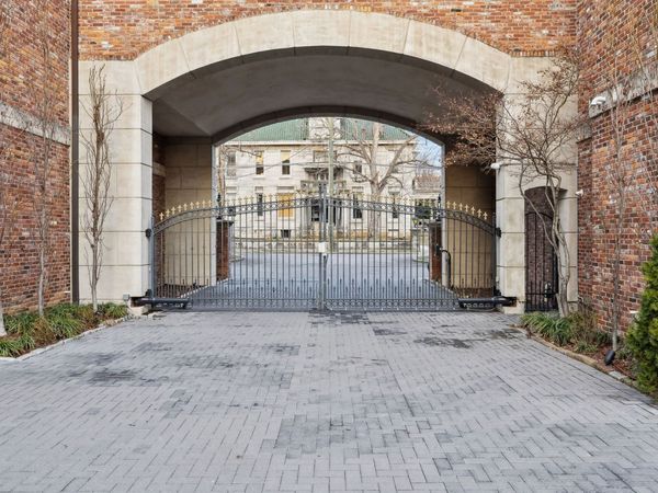 102 West End Close , Unit 102, Nashville, TN 37205