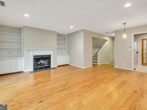 122 S Island Square Drive, St. Simons, GA 31522