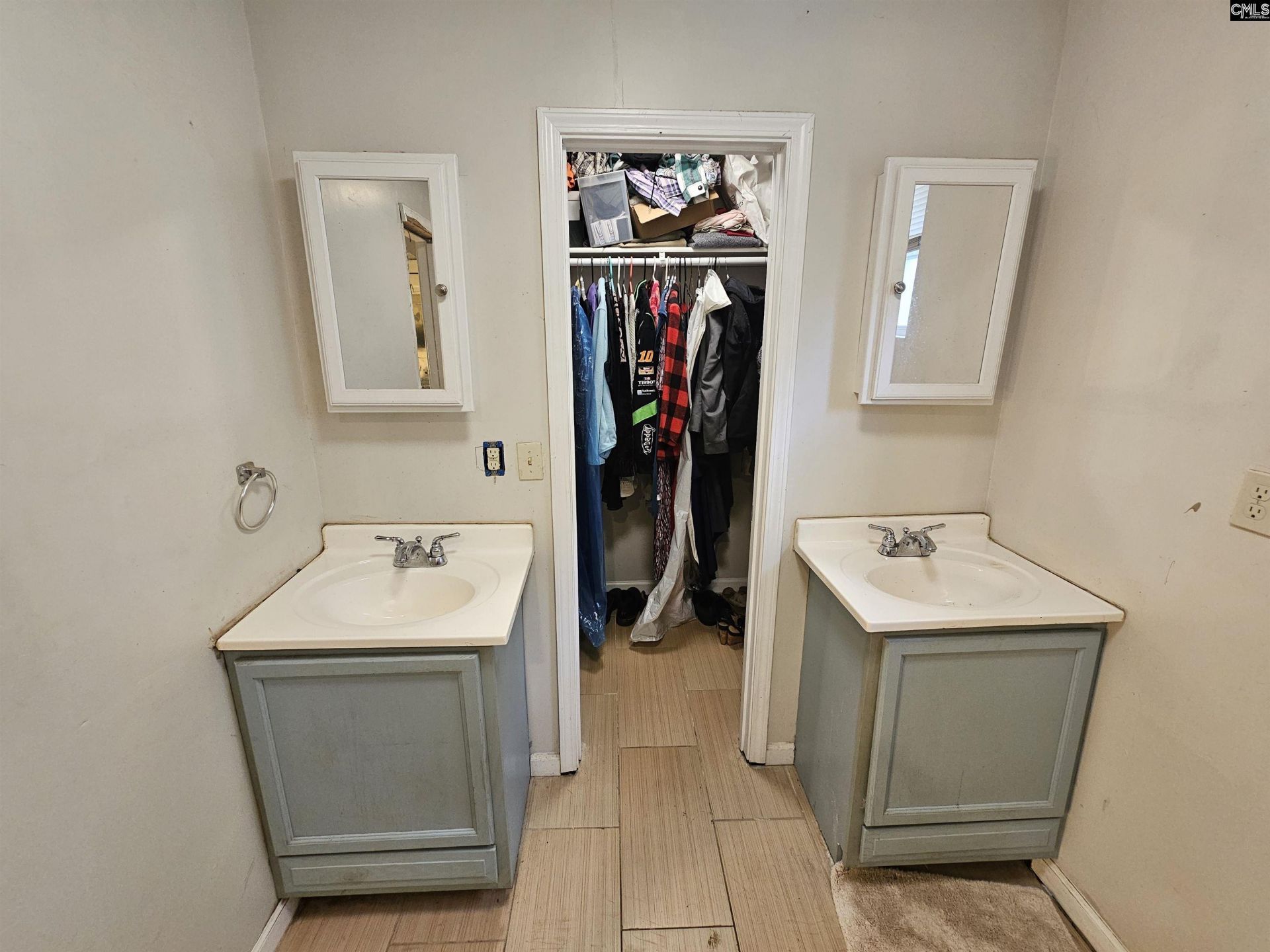 311 Hudson Street Photo 11