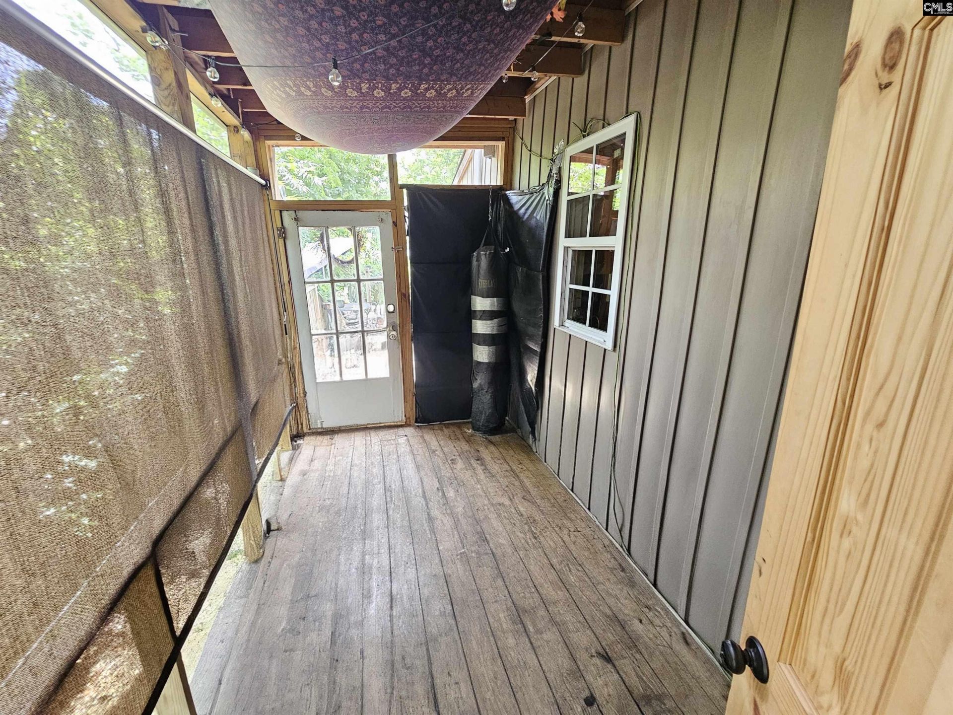 311 Hudson Street Photo 18