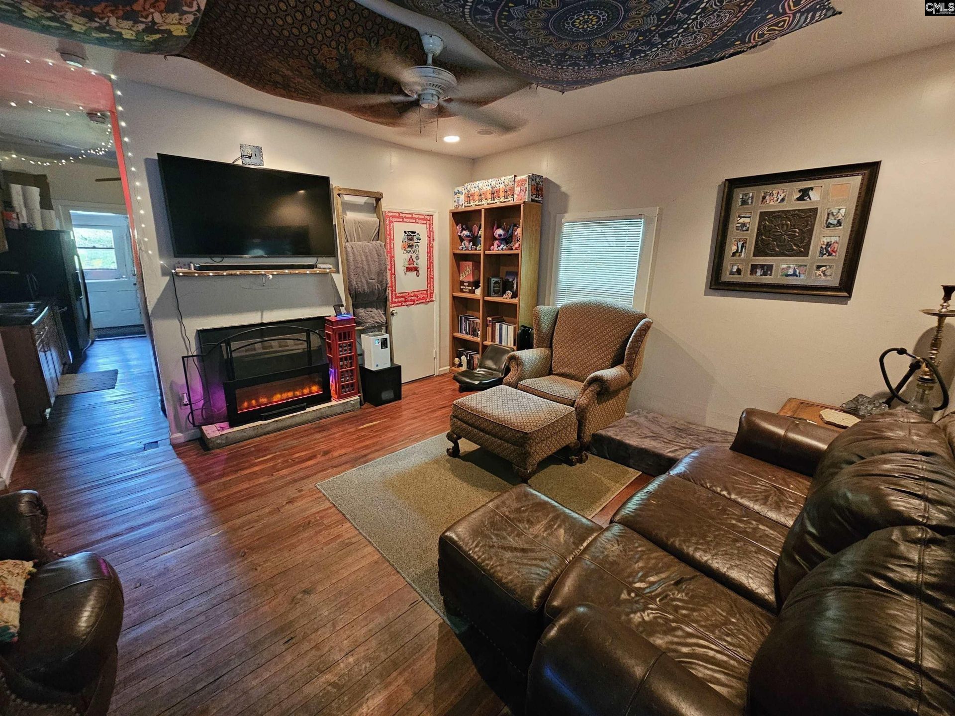 311 Hudson Street Photo 4