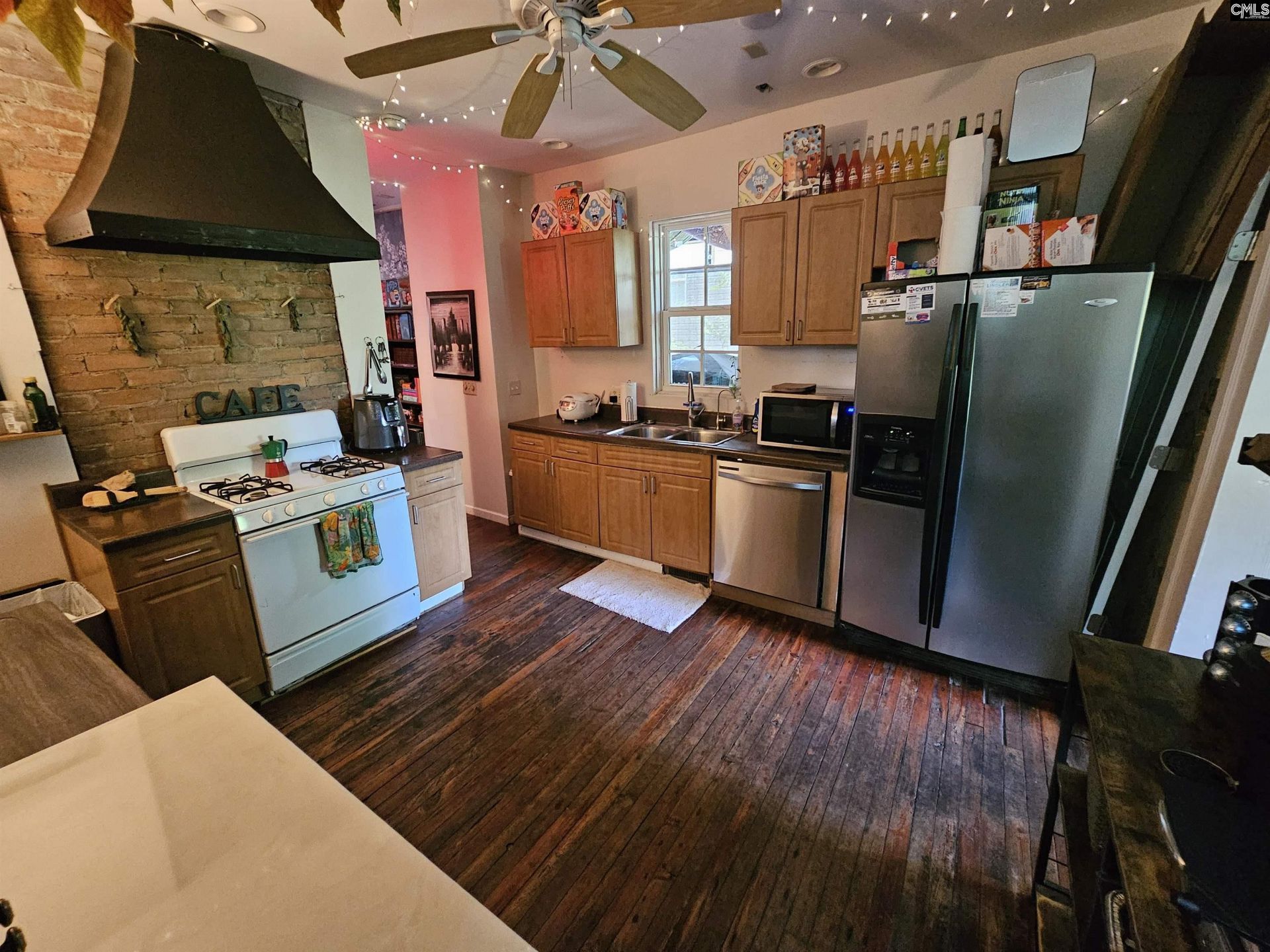 311 Hudson Street Photo 7