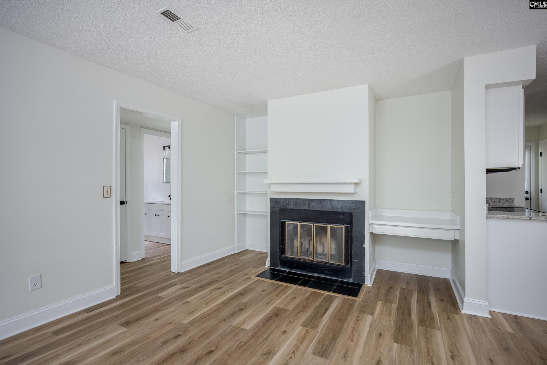 3921 Overbrook Drive  Photo 11