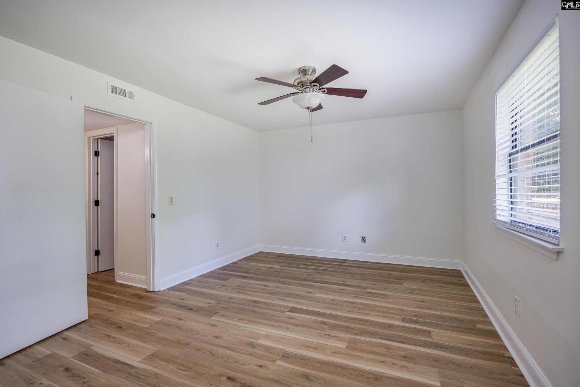 3921 Overbrook Drive  Photo 18