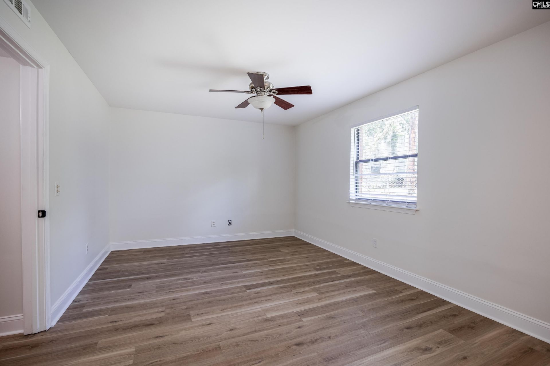 3921 Overbrook Drive  Photo 19