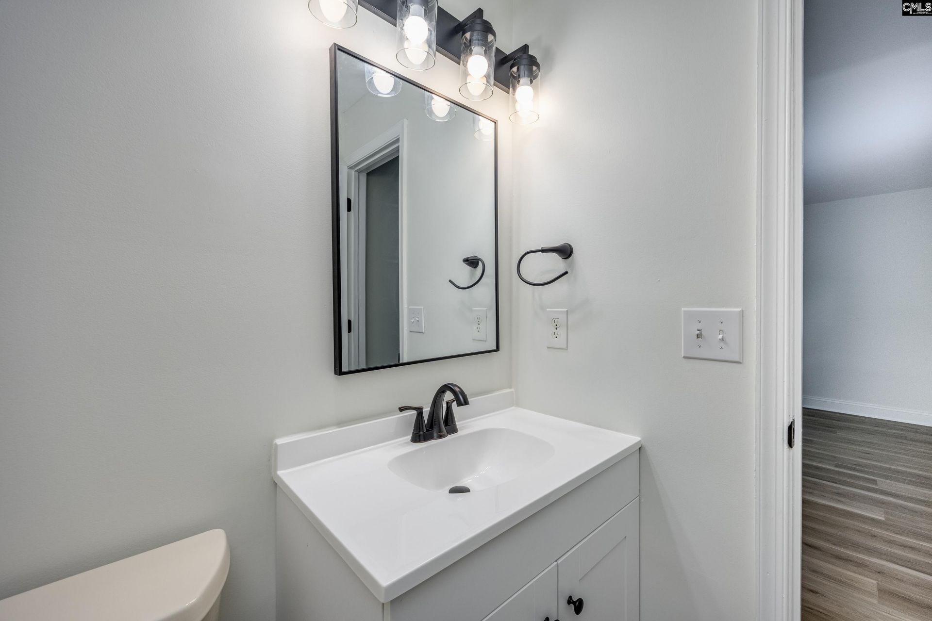 3921 Overbrook Drive  Photo 26
