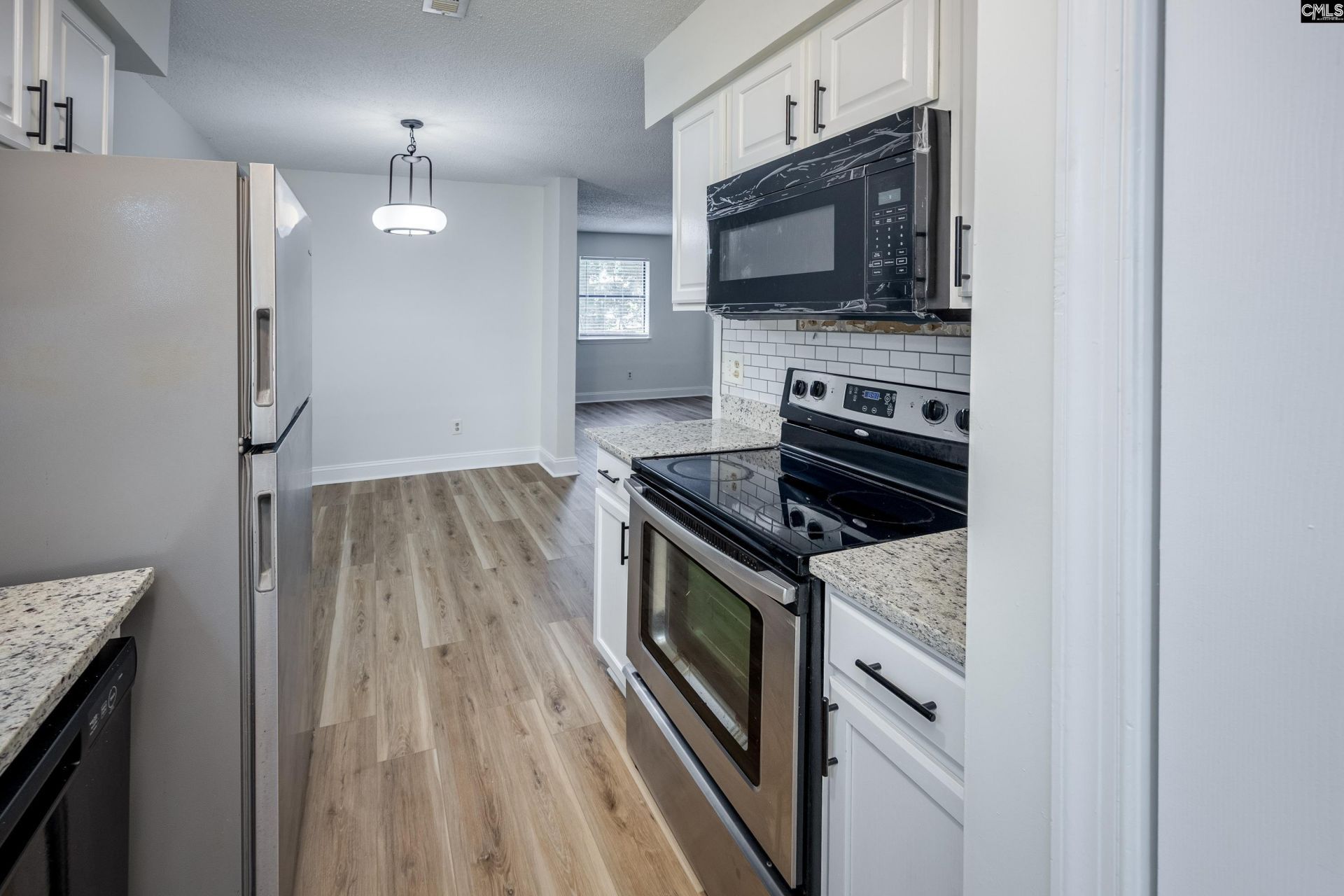 3921 Overbrook Drive  Photo 6