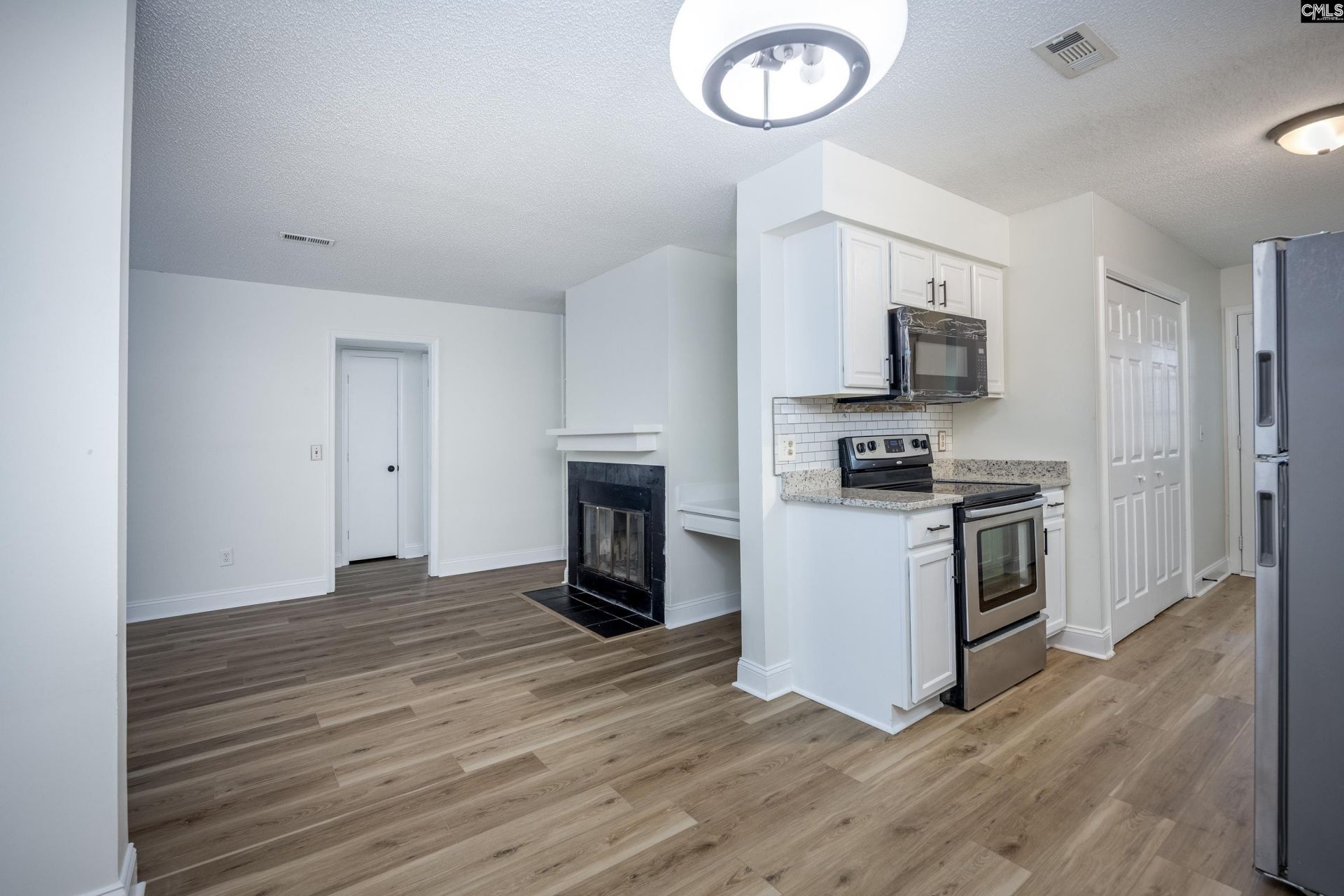 3921 Overbrook Drive  Photo 8