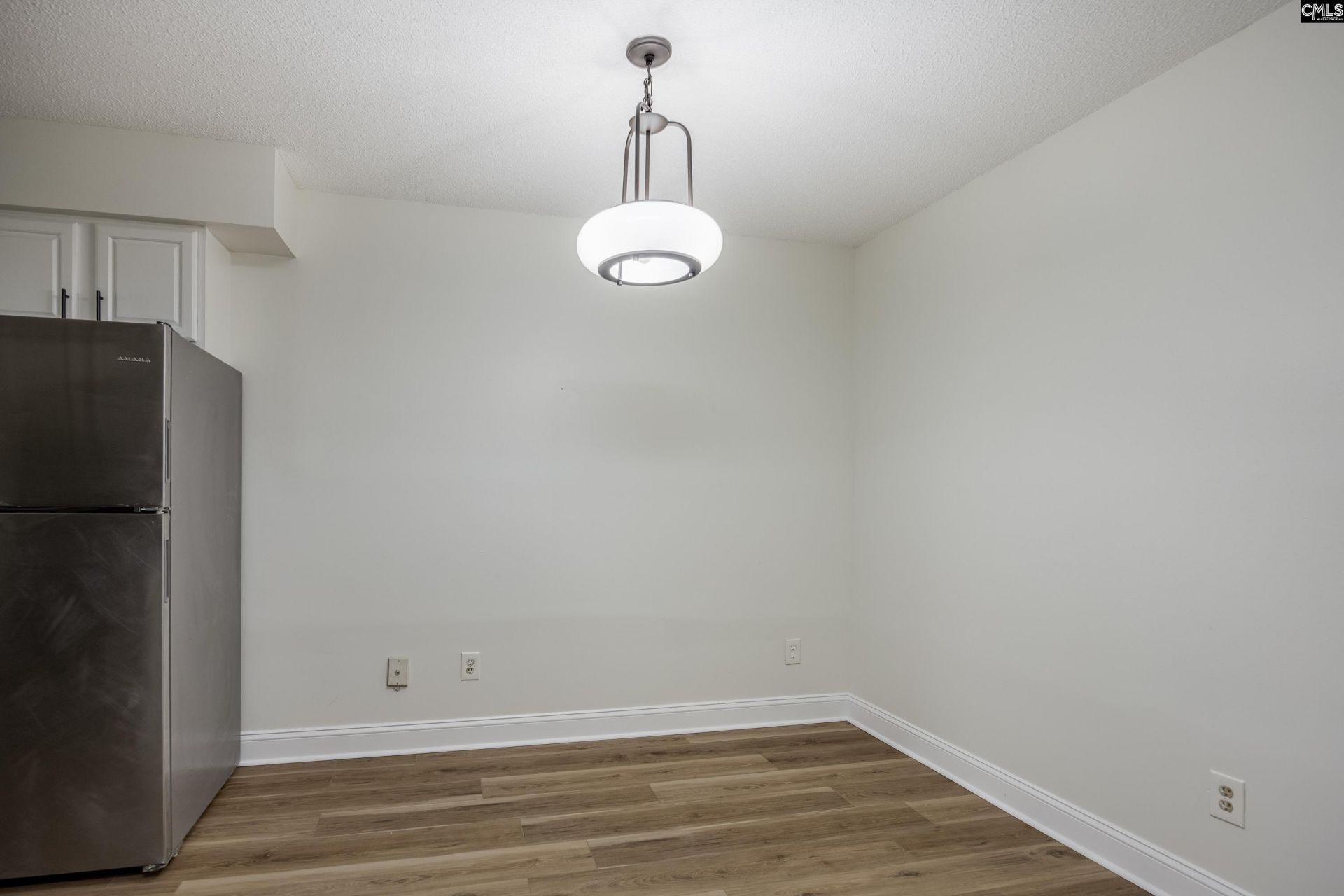 3921 Overbrook Drive  Photo 9