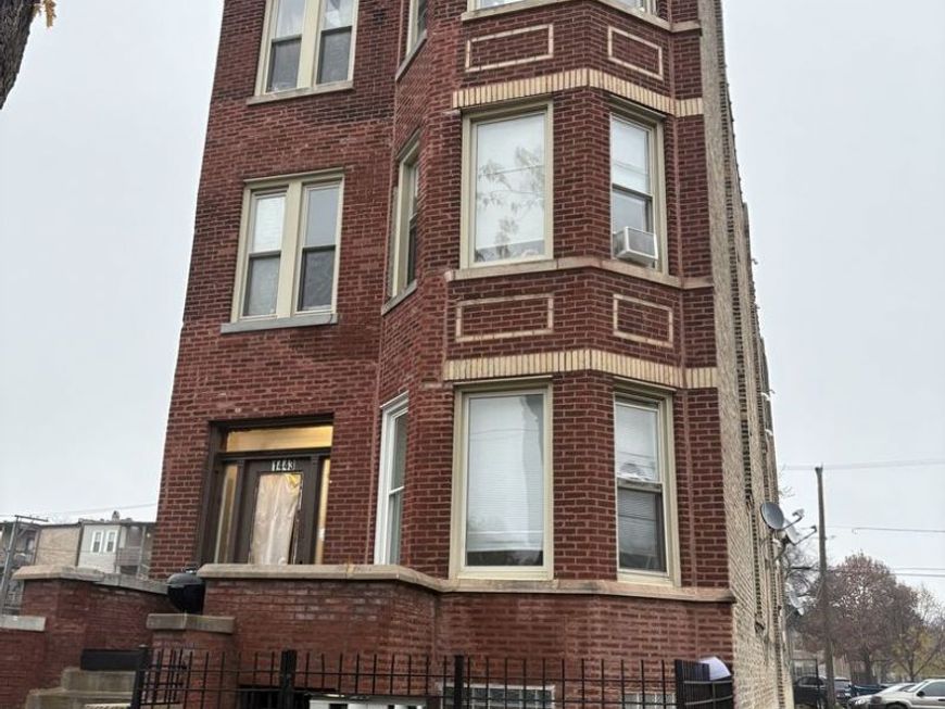 Main Photo