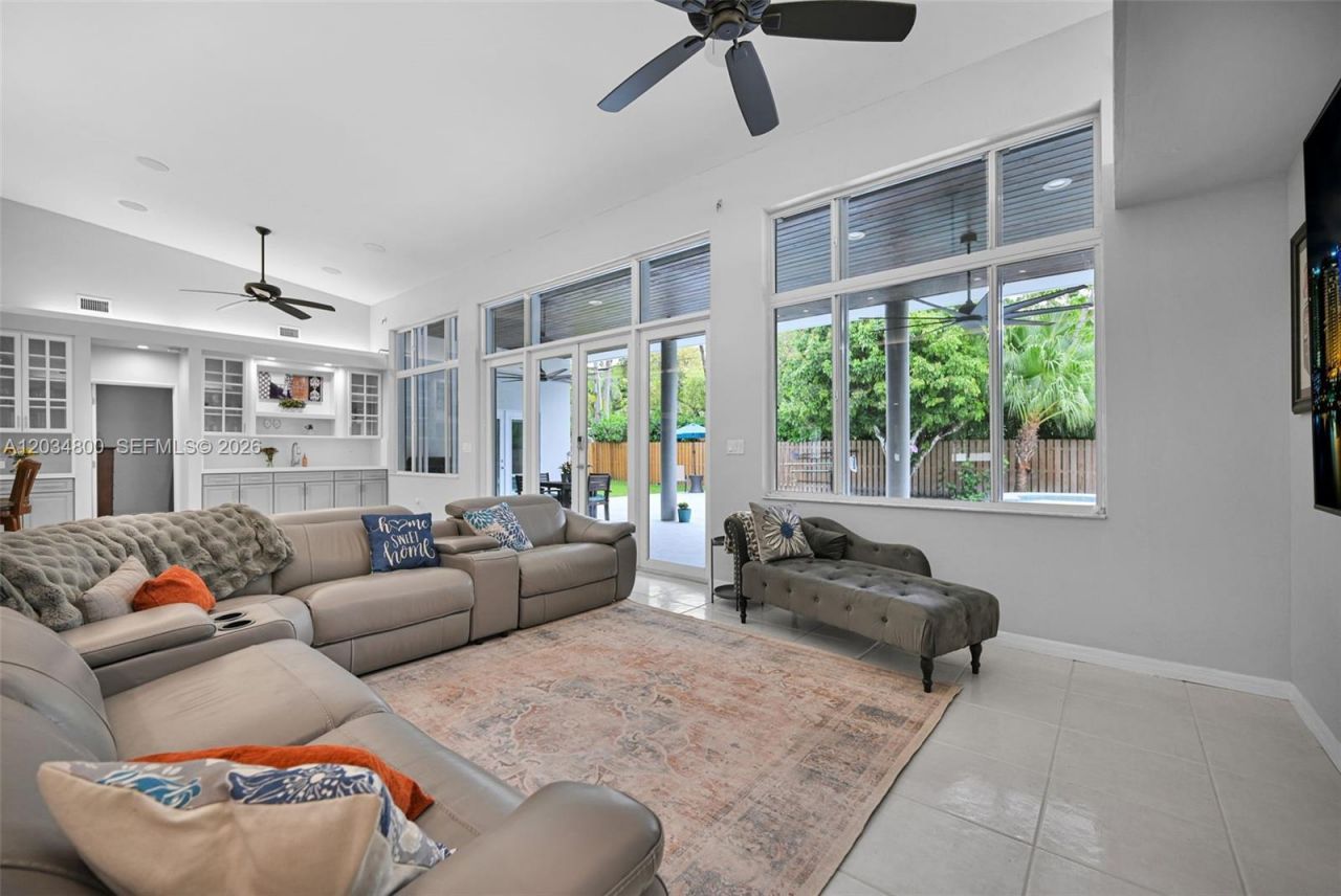 15845 SW 87th Ave, Palmetto Bay, FL 33157 Photo