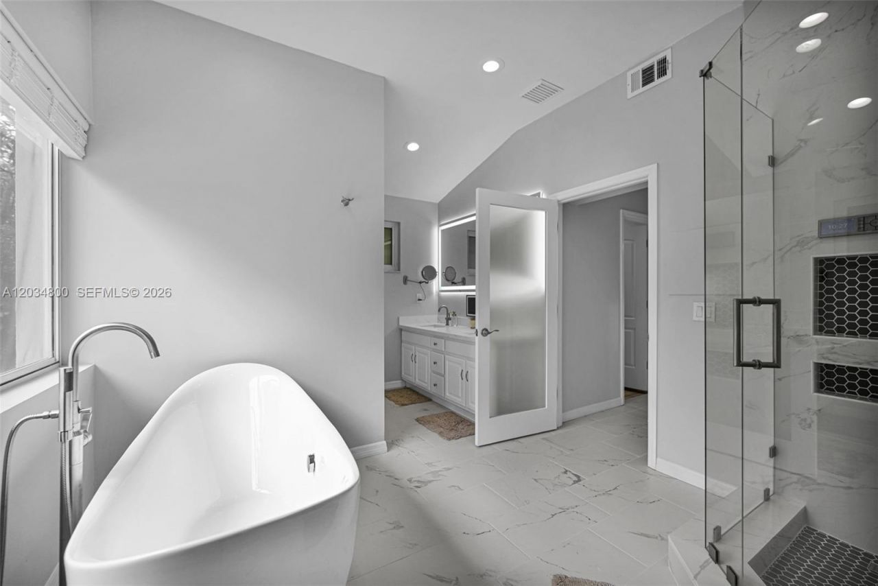 15845 SW 87th Ave, Palmetto Bay, FL 33157 Photo