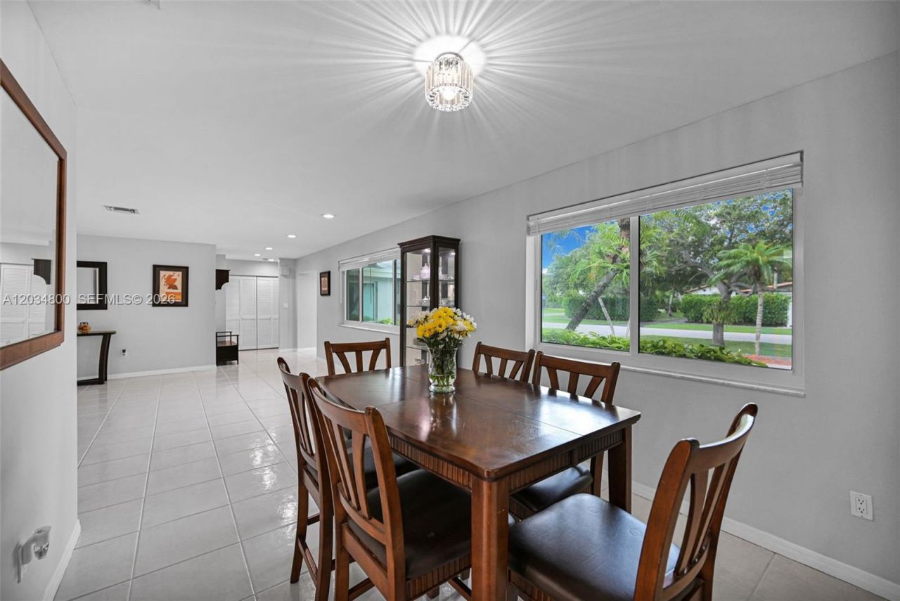 15845 SW 87th Ave, Palmetto Bay, FL 33157 Photo