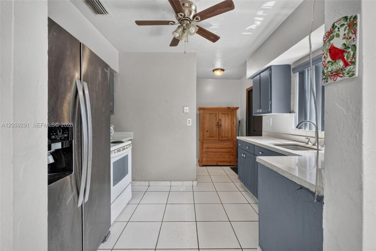 15535 NW 27th Pl, Miami Gardens, FL 33054 Photo