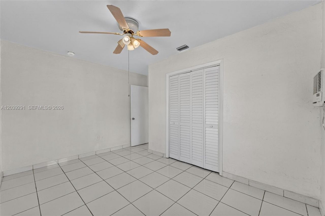 15535 NW 27th Pl, Miami Gardens, FL 33054 Photo