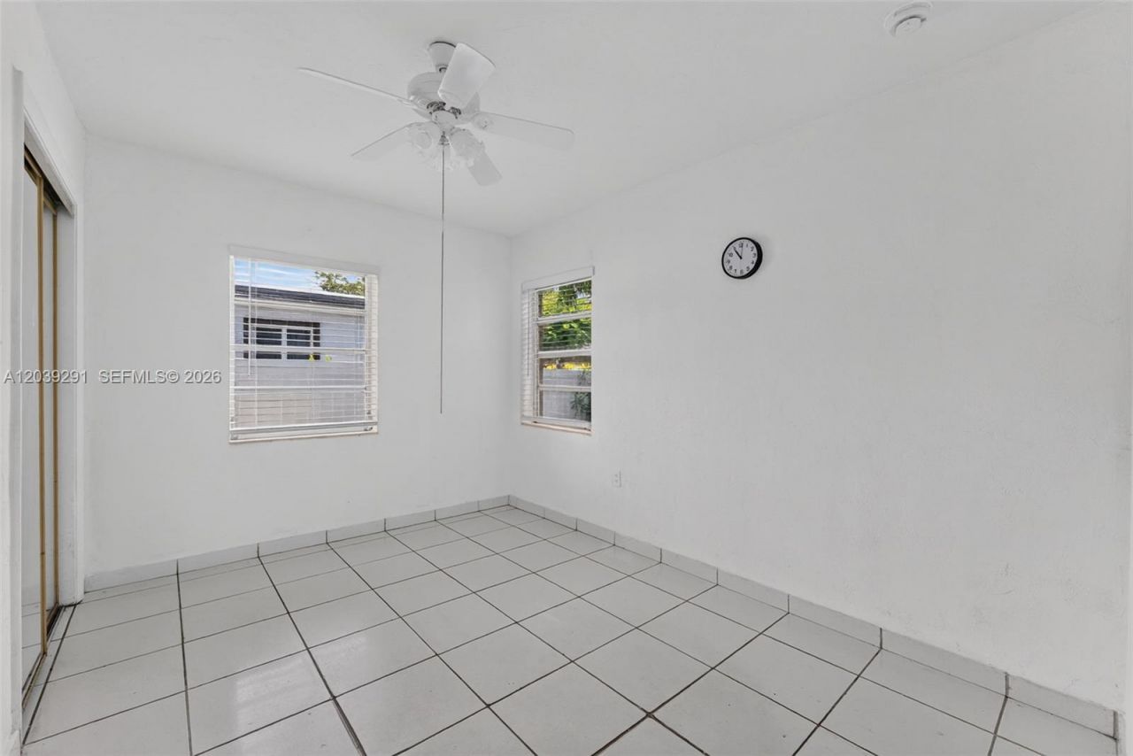 15535 NW 27th Pl, Miami Gardens, FL 33054 Photo