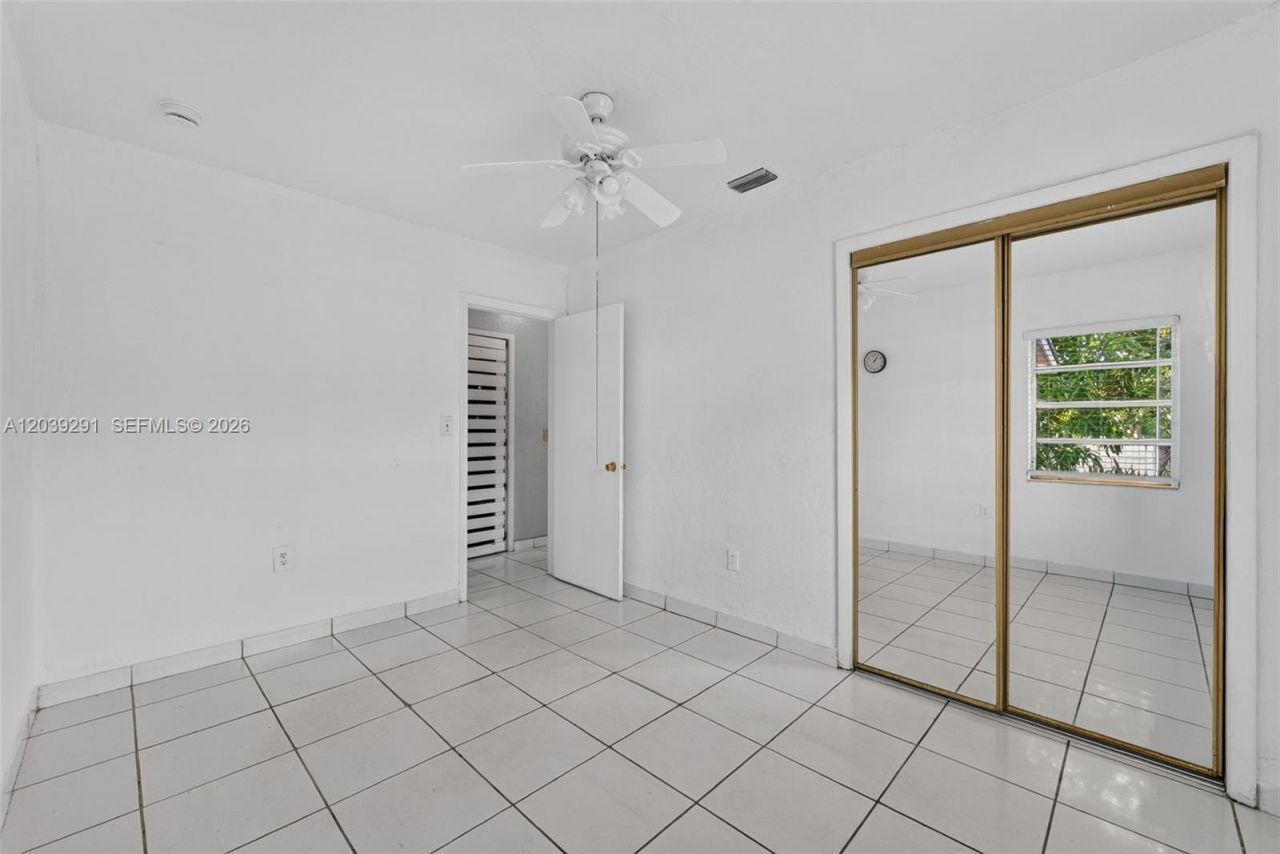 15535 NW 27th Pl, Miami Gardens, FL 33054 Photo