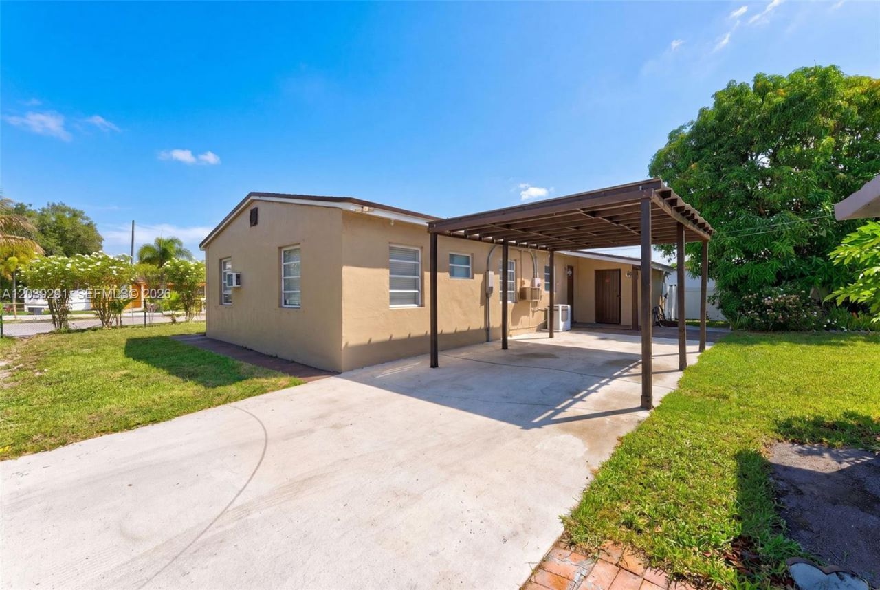15535 NW 27th Pl, Miami Gardens, FL 33054 Photo