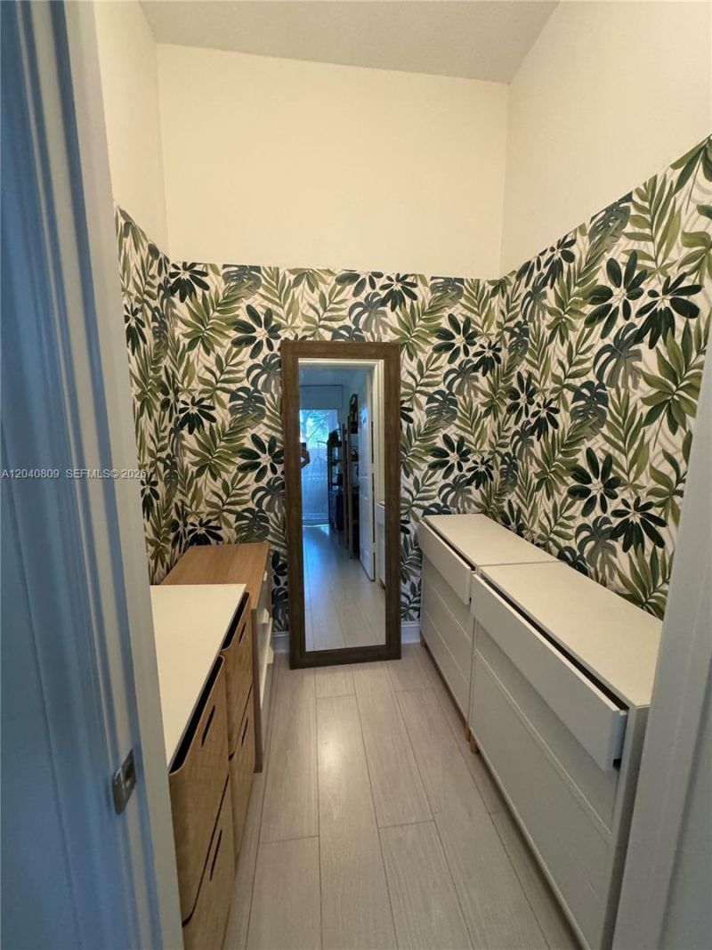 3001 NE 185th St , Unit 123, Aventura, FL 33180 Photo
