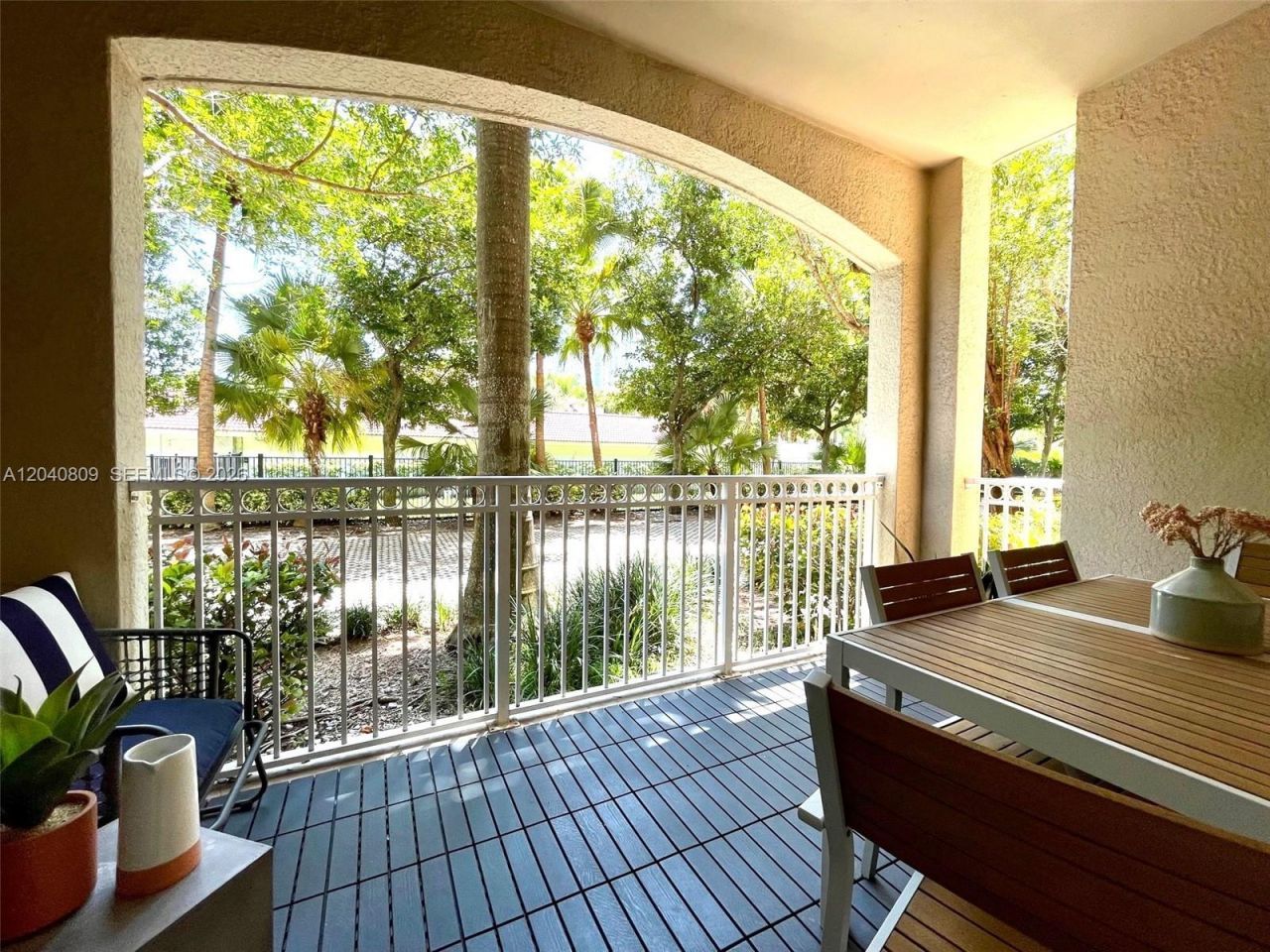 3001 NE 185th St , Unit 123, Aventura, FL 33180 Photo
