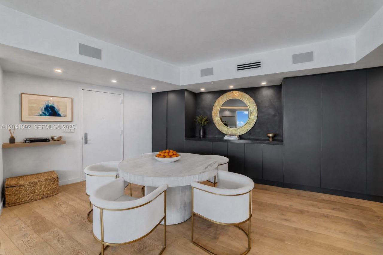 400 Alton Rd , Unit 1206, Miami Beach, FL 33139 Photo