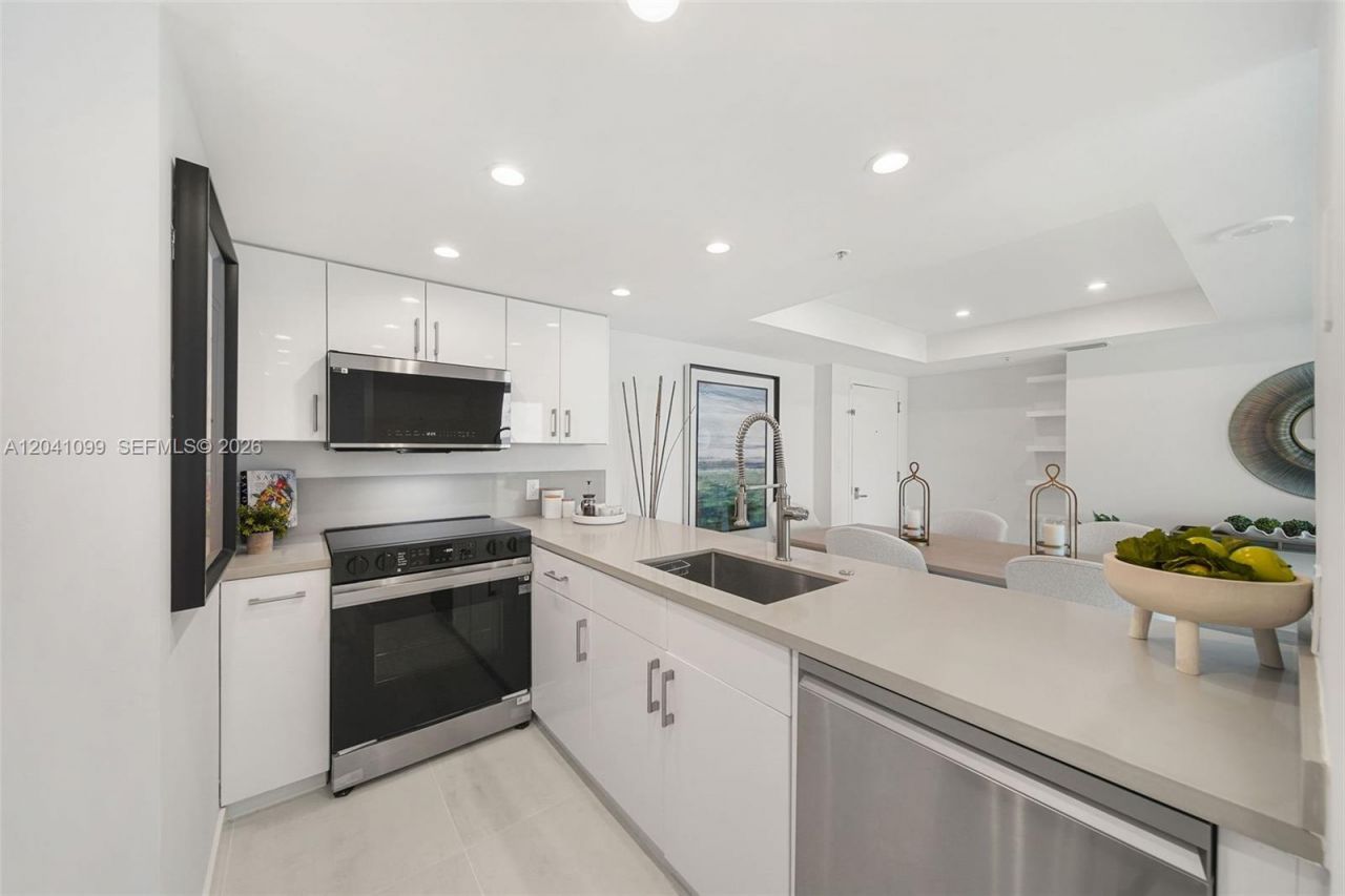 650 West Ave , Unit 1908, Miami Beach, FL 33139 Photo