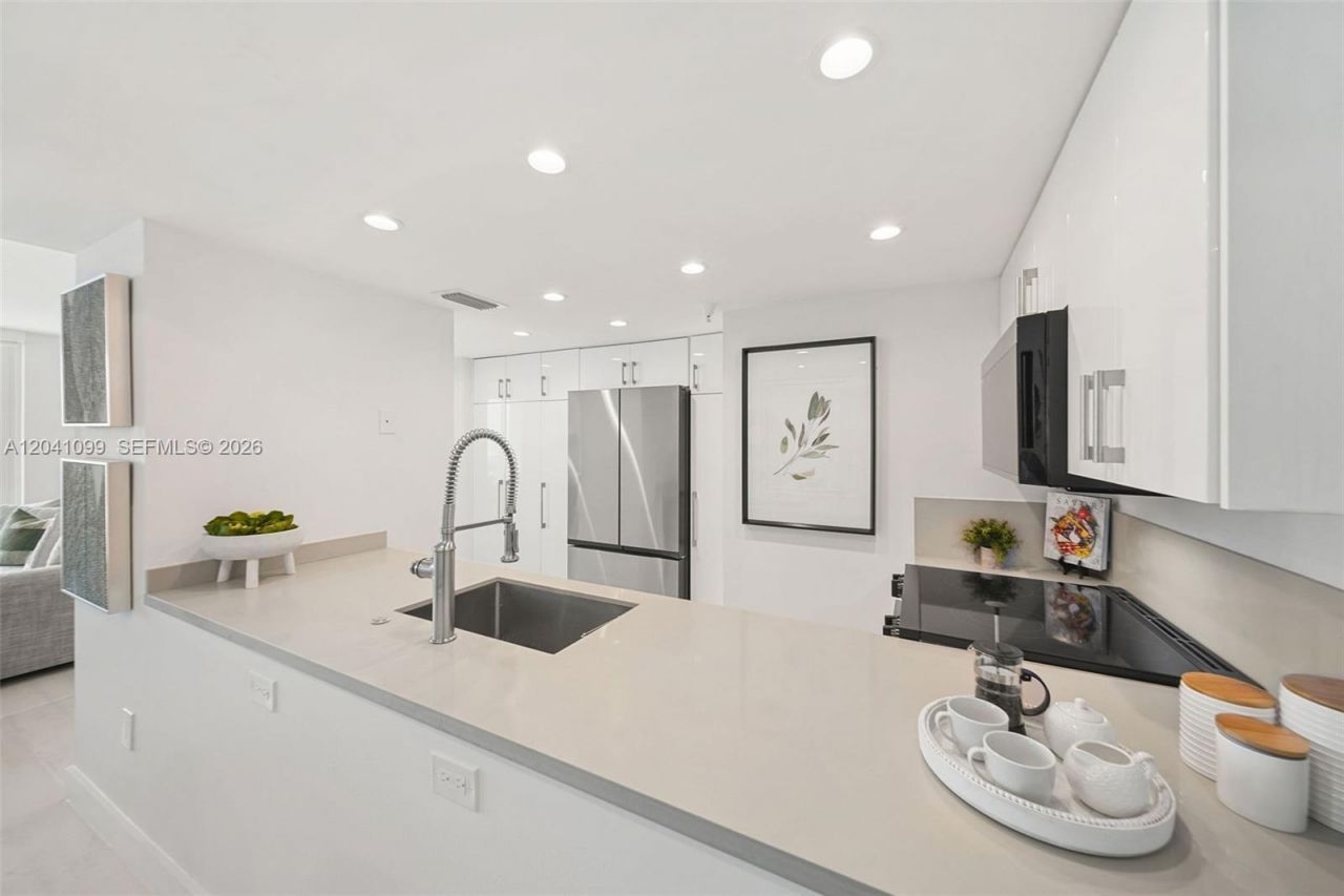 650 West Ave , Unit 1908, Miami Beach, FL 33139 Photo