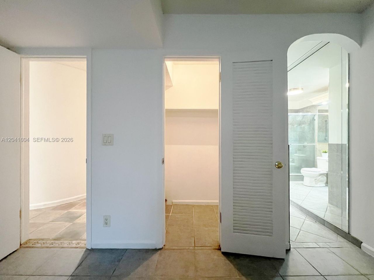 2161 NE 68th St , Unit 306, Fort Lauderdale, FL 33308 Photo