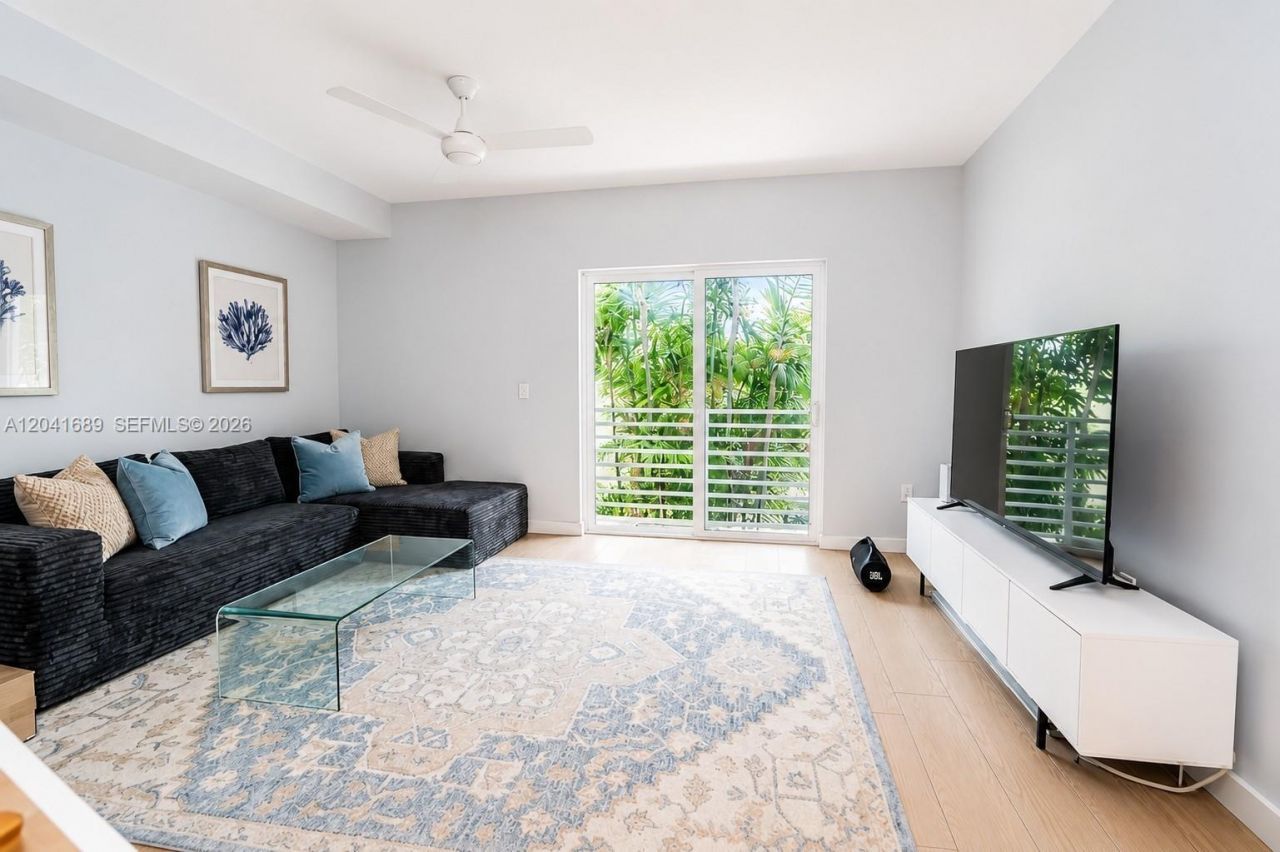 619 Meridian Ave, Unit 4, Miami Beach, FL 33139 Photo
