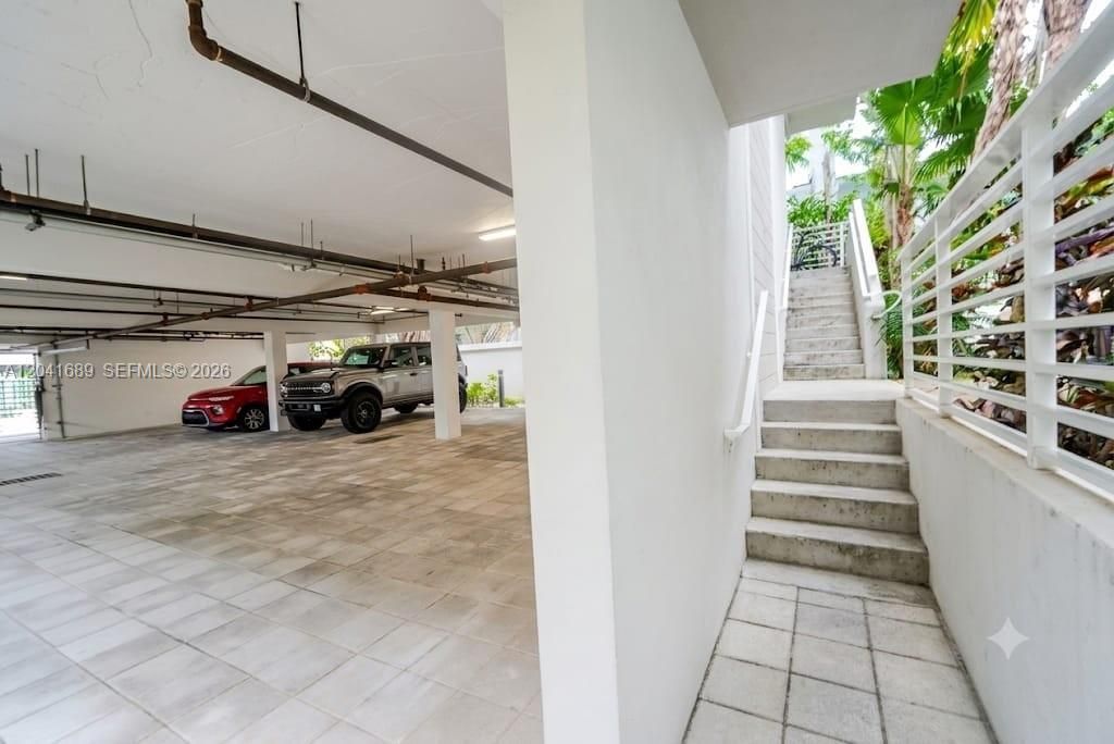 619 Meridian Ave, Unit 4, Miami Beach, FL 33139 Photo