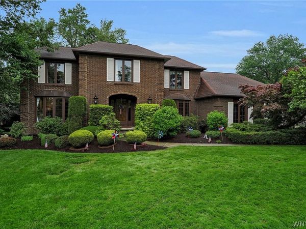 219 Forestview Drive , Williamsville, NY 14221
