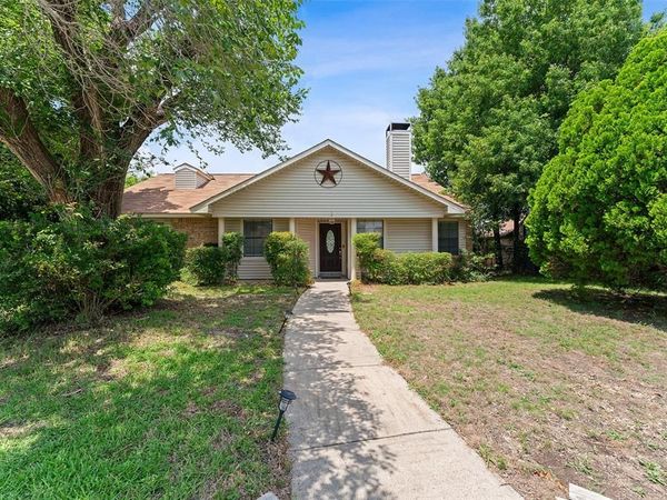 420 Whitney Street, Cedar Hill, TX 75104