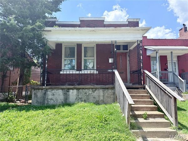 4409 Virginia Avenue , St Louis, MO 63111