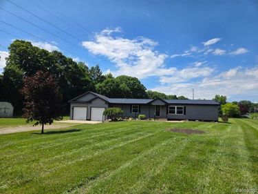 3586 Columbiaville Road, Marathon Twp, MI 48421