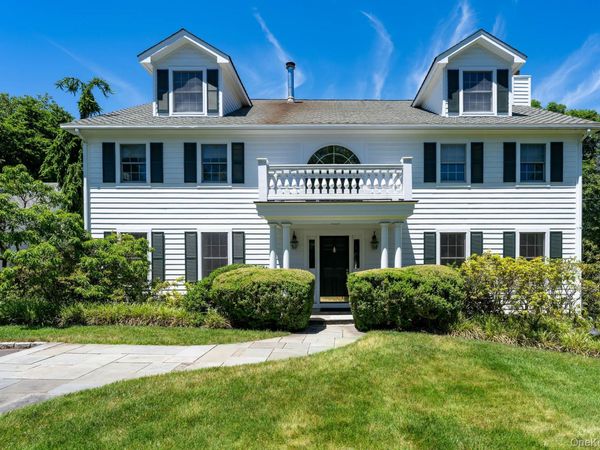 5 Willow Run Road, Greenwich, CT 06831