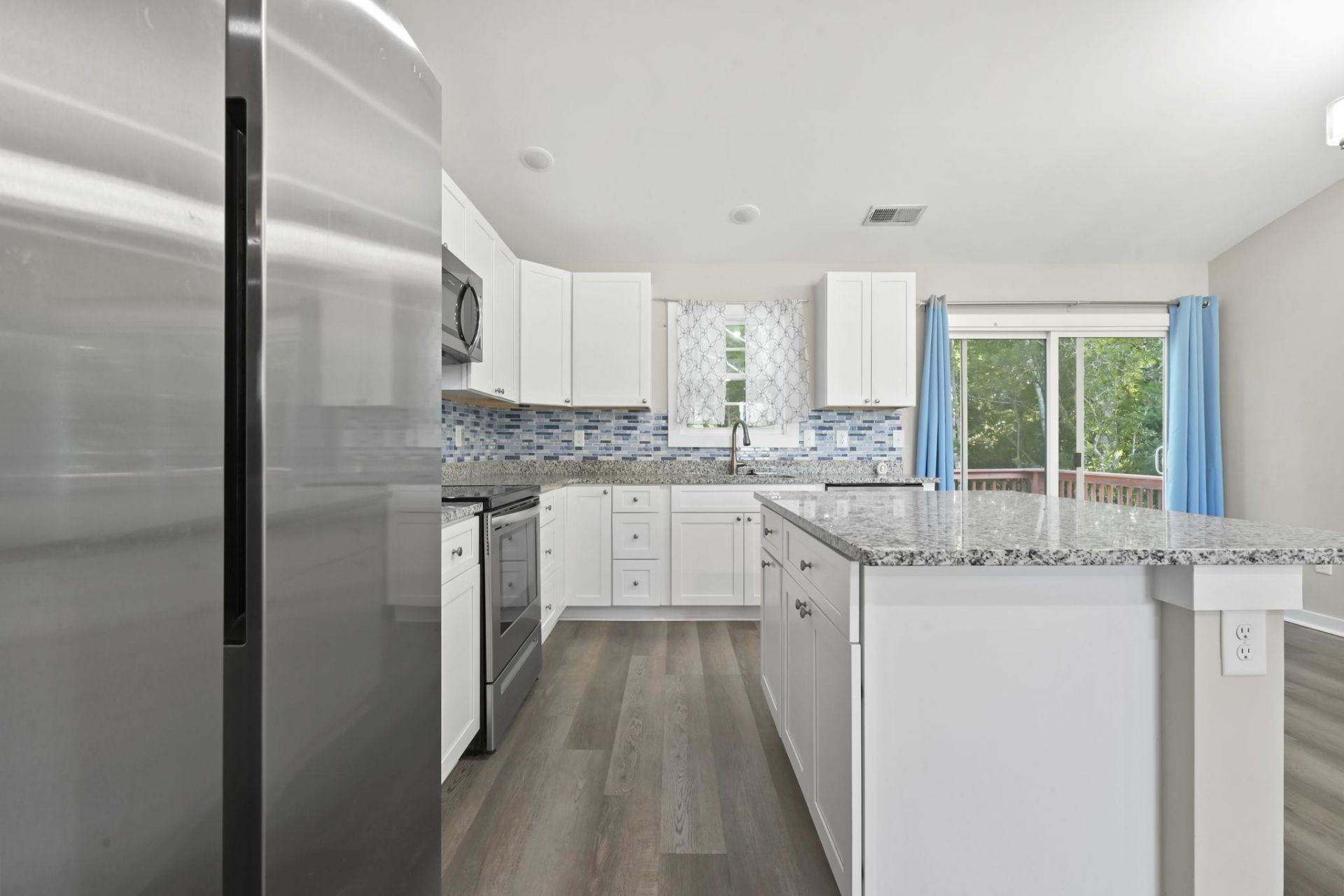 1517 Ackerrose Dr. Photo 13