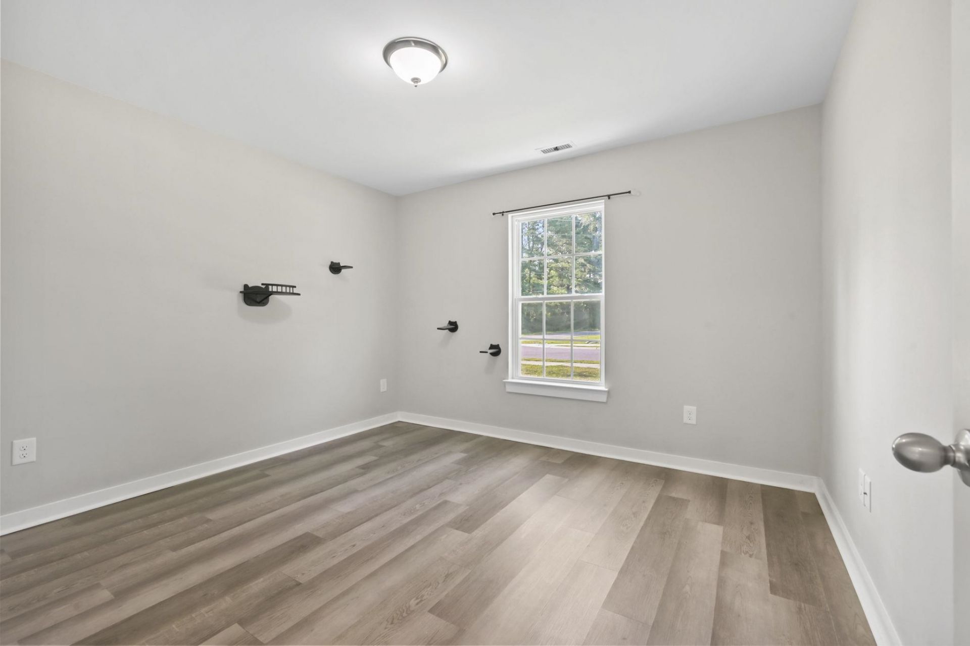 1517 Ackerrose Dr. Photo 22