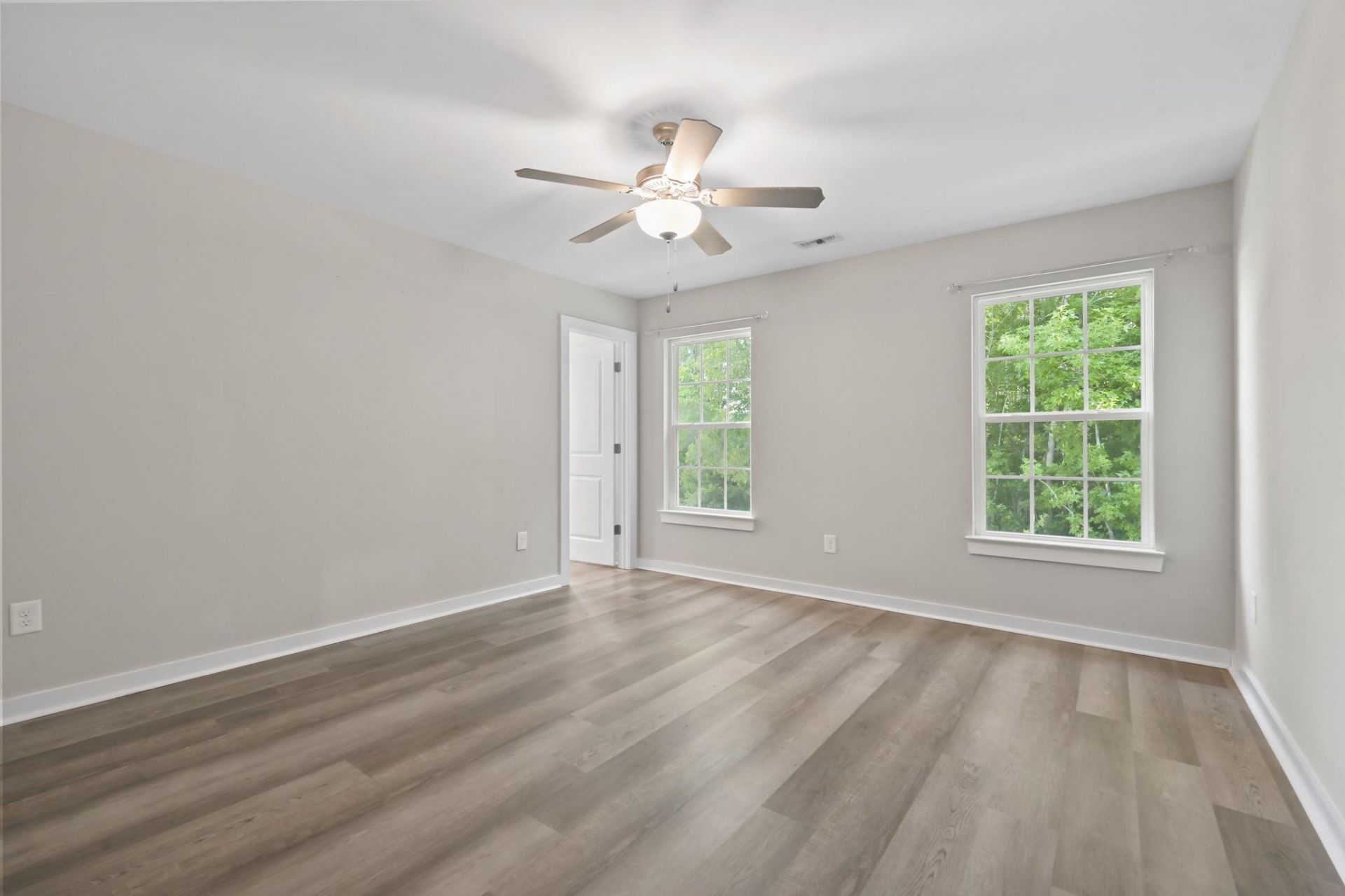 1517 Ackerrose Dr. Photo 24