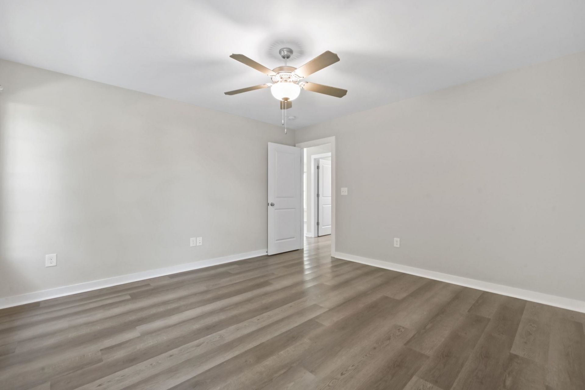 1517 Ackerrose Dr. Photo 26