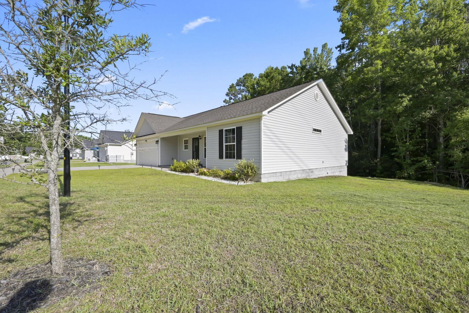 1517 Ackerrose Dr. Photo 37