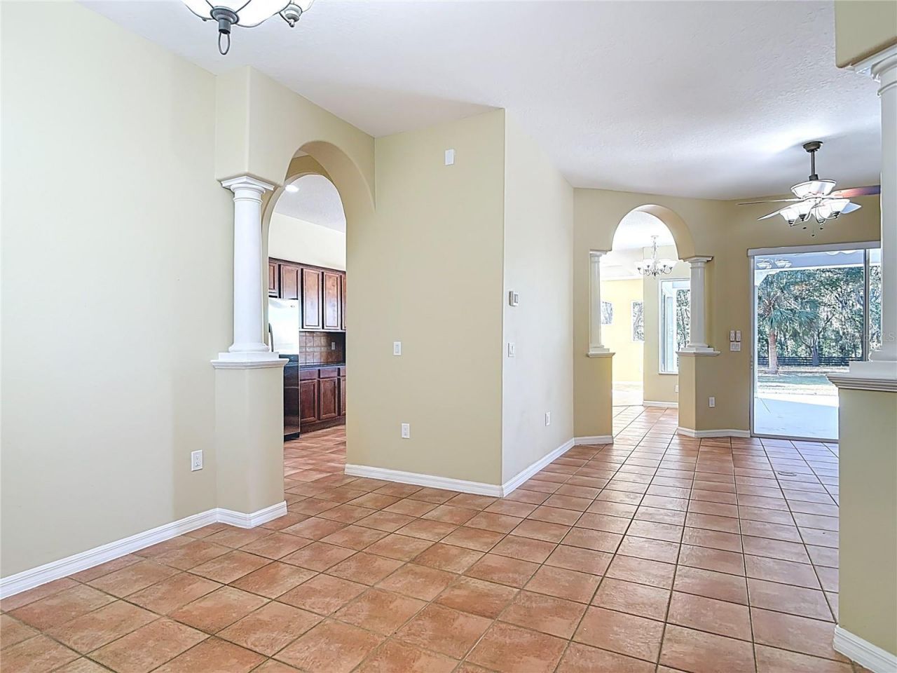 949 Hawk Landing , Fruitland Park, FL 34731 Photo