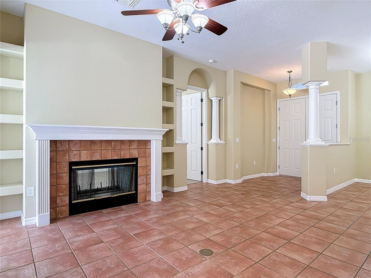 949 Hawk Landing , Fruitland Park, FL 34731 Photo