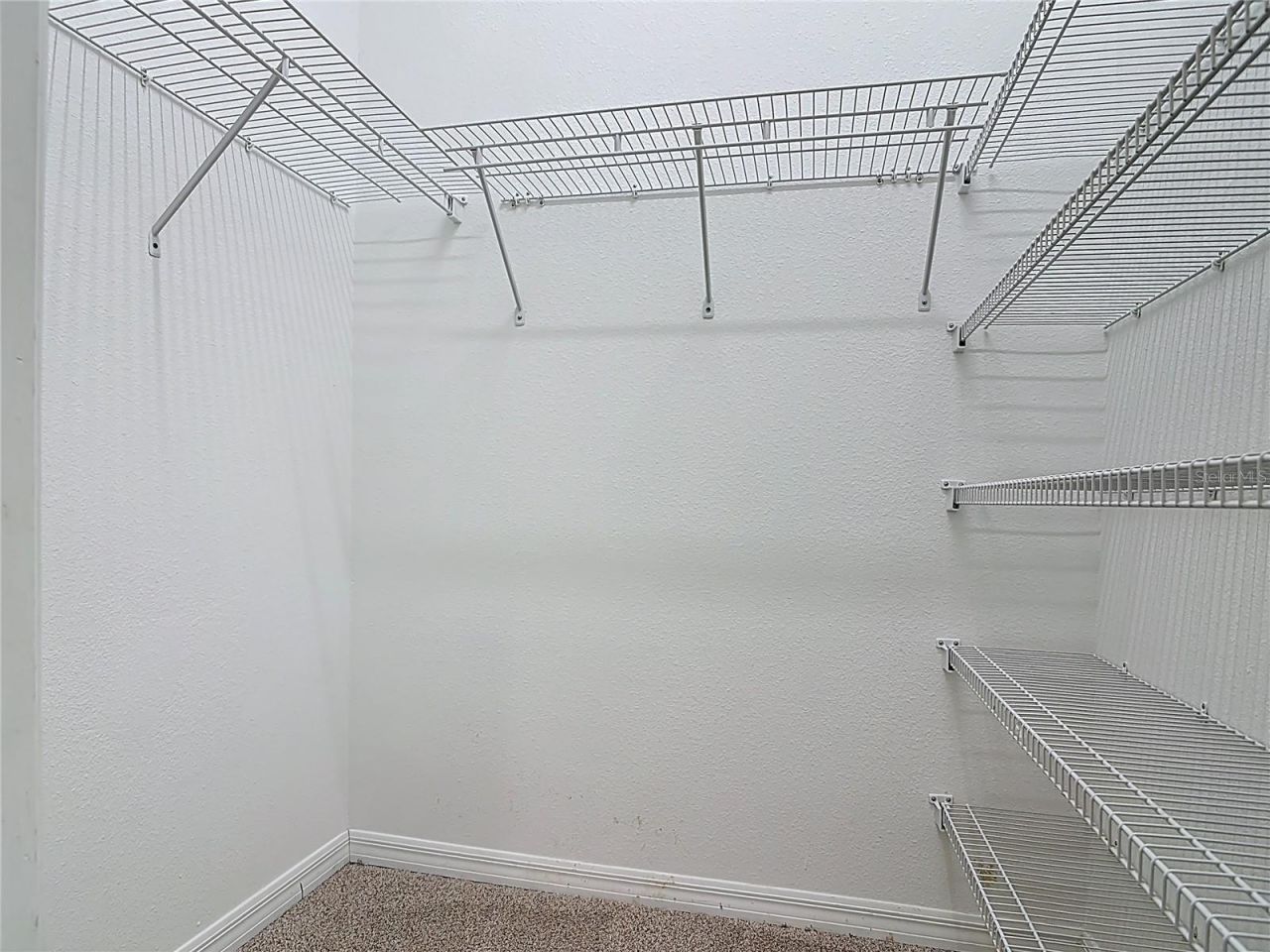 949 Hawk Landing , Fruitland Park, FL 34731 Photo