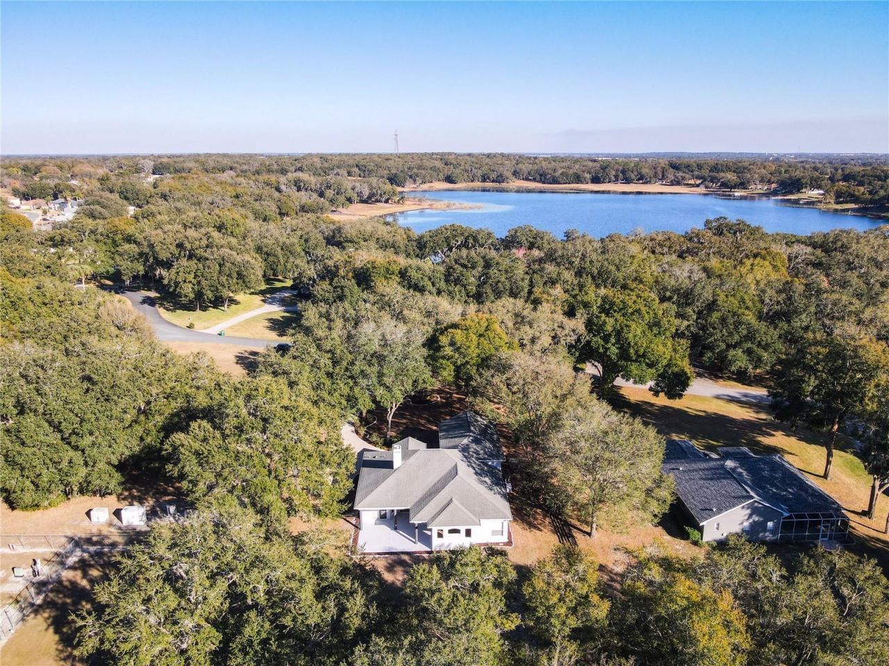949 Hawk Landing , Fruitland Park, FL 34731 Photo