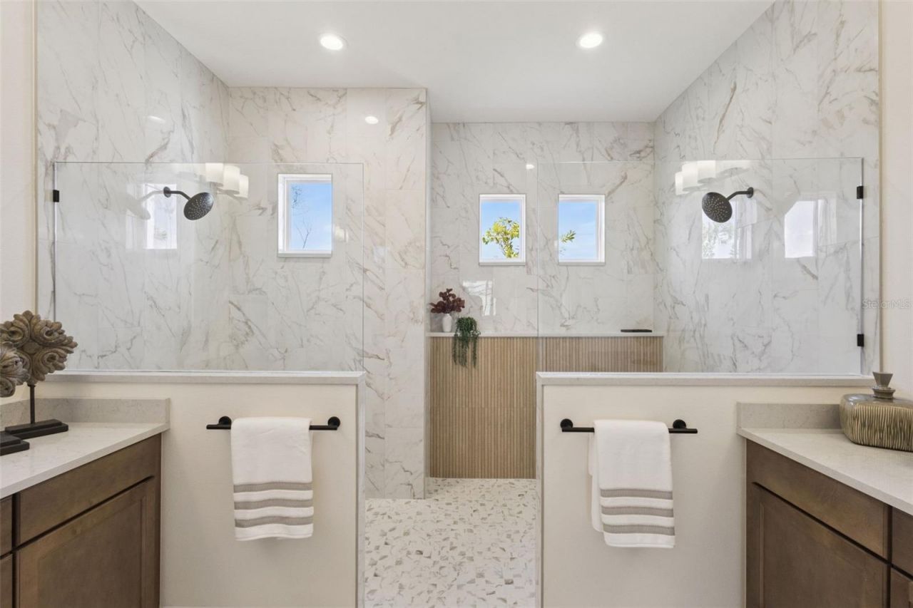 4044 Pinnacle Place , Lady Lake, FL 32159 Photo