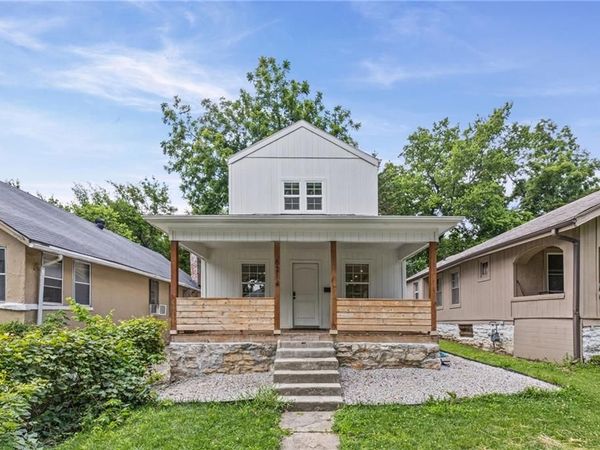 6214 Tracy Avenue, Kansas City, MO 64110