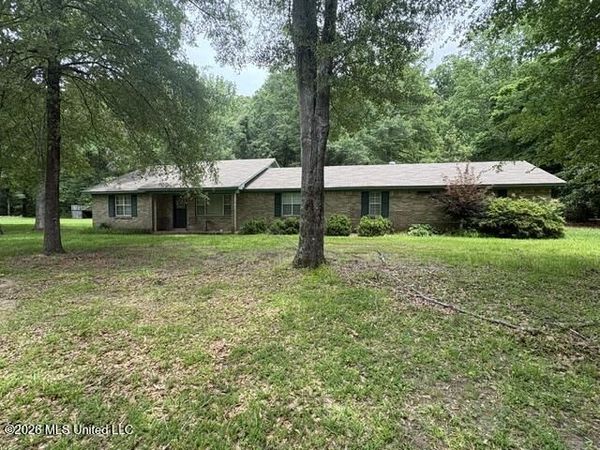 2914 S Highway 7, Holcomb, MS 38940