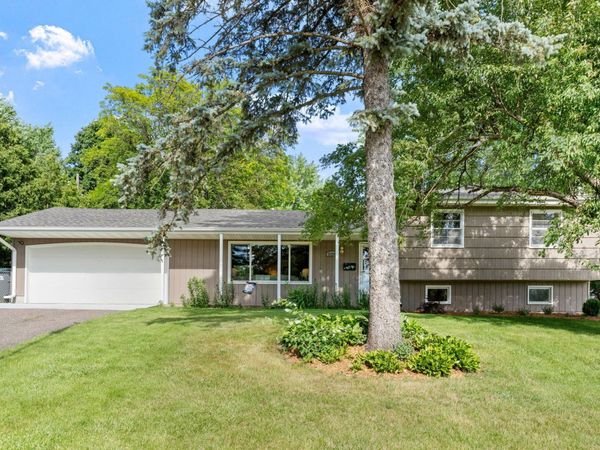 2420 Ensign Avenue N, Golden Valley, MN 55427